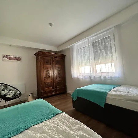 Field6 * Révfülöp