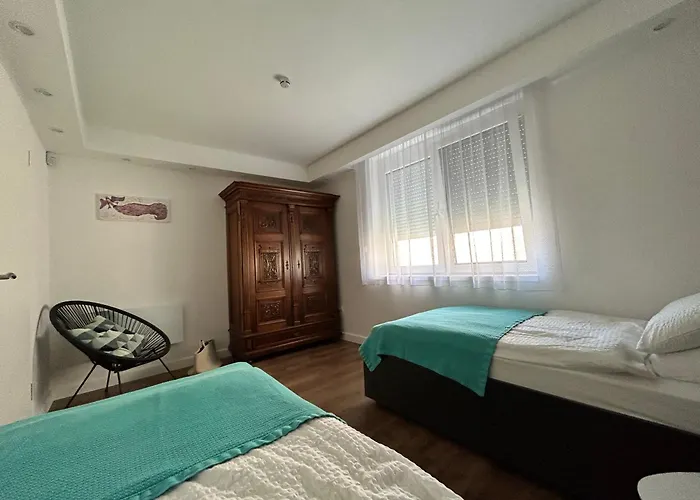 Field6 * Révfülöp